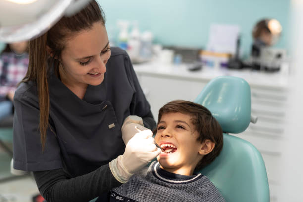 Best Emergency Treatment for Toothache in Groves, TX